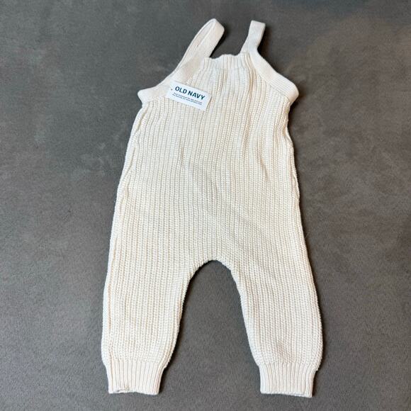 NWT Old Navy Sweater Overalls Romper Cream Baby 3-6 Months Boy Girl - Picture 2 of 8
